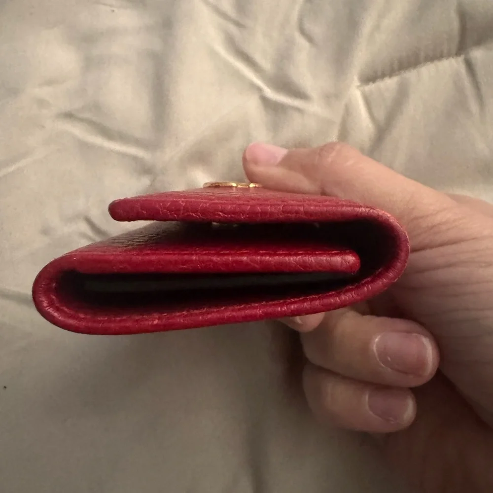 Gucci GG Marmont Leather Key Case - Picture 5 of 10